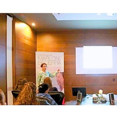 Capacitación programa de Servicio al cliente a personal de atención en centros odontológicos